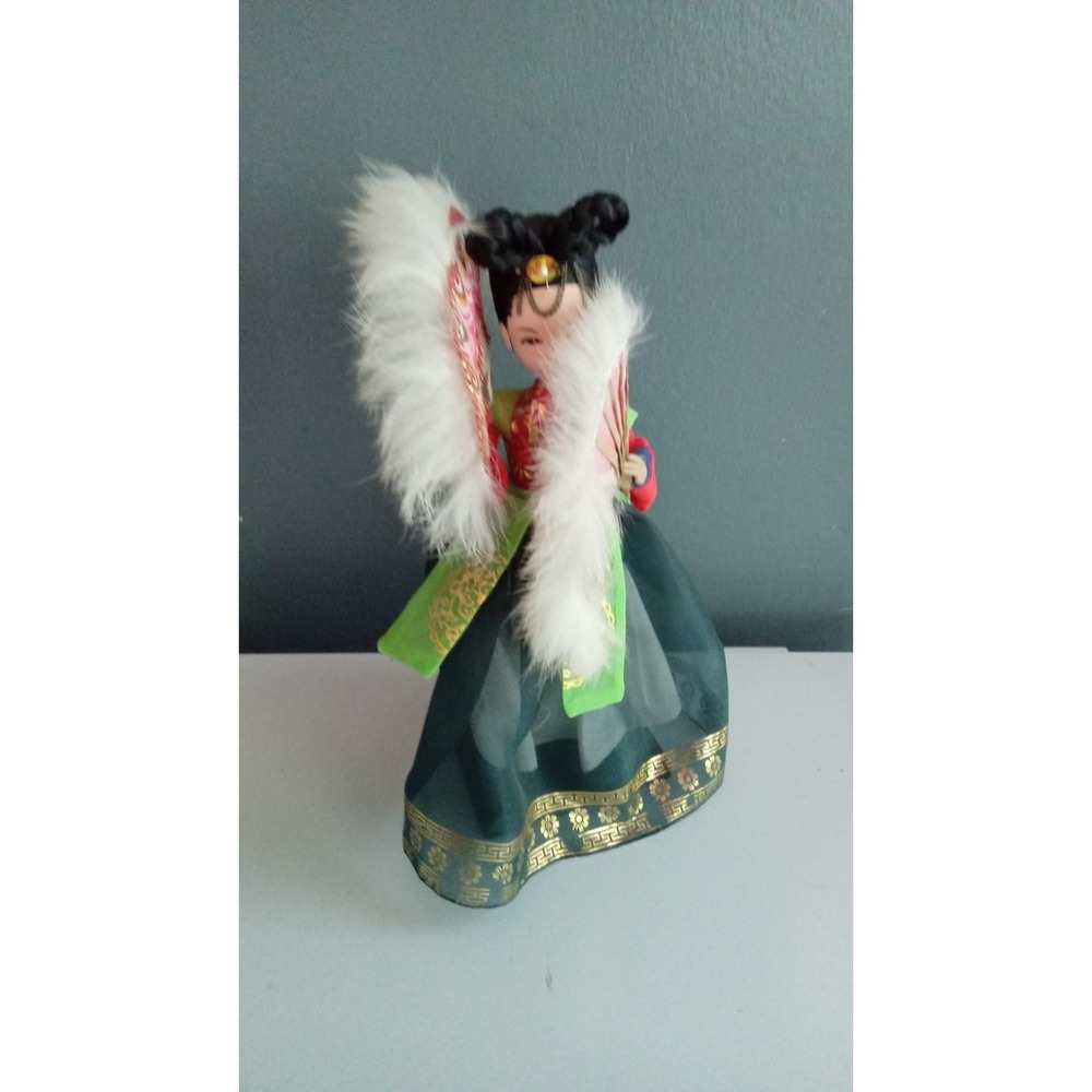 Korean Doll Hanbok Dress Figurine Souvenir Collectible Asian Decor‎